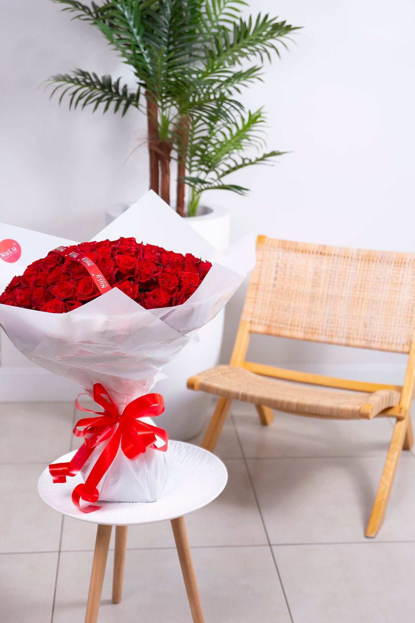 RED ROSES BOUQUET